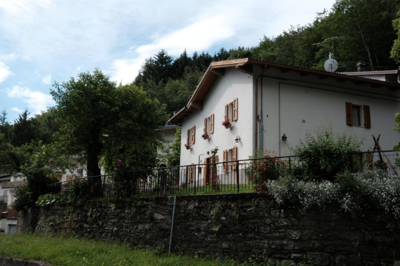 B&B La Tana Dei Ricci Sestola Exterior foto